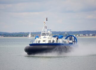 Czy poduszkowiec to samolot?