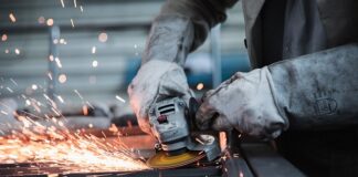 Jaka szlifierka do polerowania lakieru samochodowego?